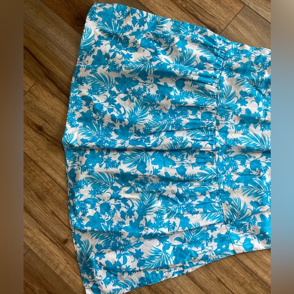 Peyton & Parker dress short-sleeved with a blue and white floral pattern - Picture 7 of 11